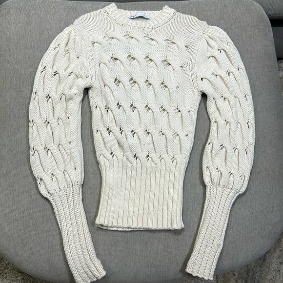 Zara Sweaters - Zara Knit Sweater with Cutouts